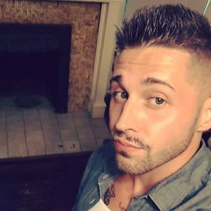 Meet your Posher, Colby