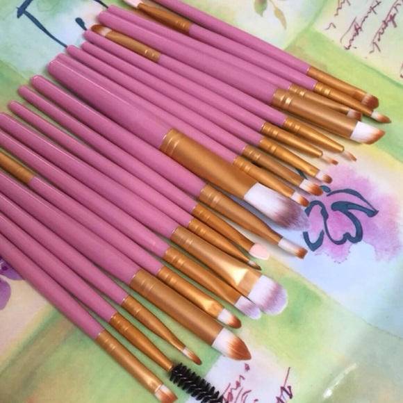 20pcs Makeup Brushes Set NEW - Picture 1 of 2
