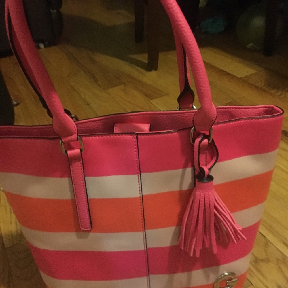 Beautiful guess bag