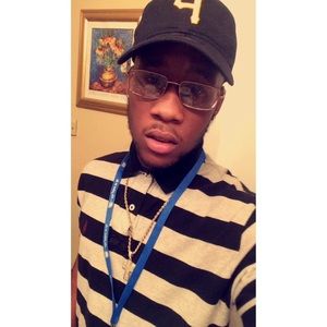 Meet your Posher, Jonathan