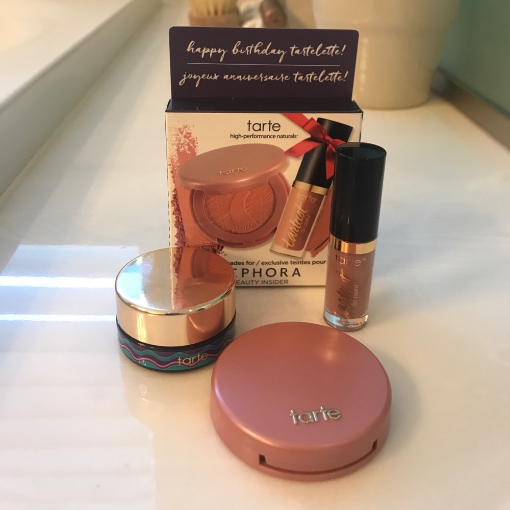 TARTE MAKEUP AND SKINCARE BUNDLE