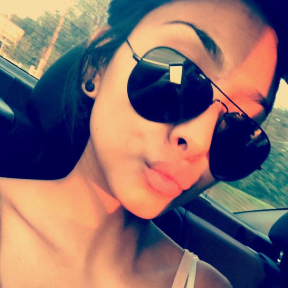 Meet your Posher, Jasmin