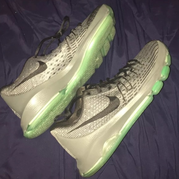 KD 8 Hunter Hills Mens’ Shoe Size 9 - Picture 3 of 4