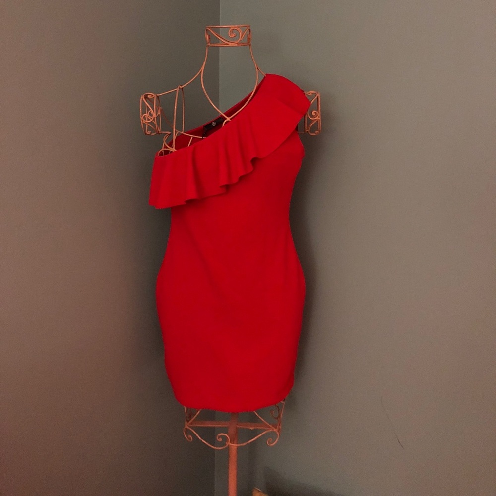 Red cocktail party dress