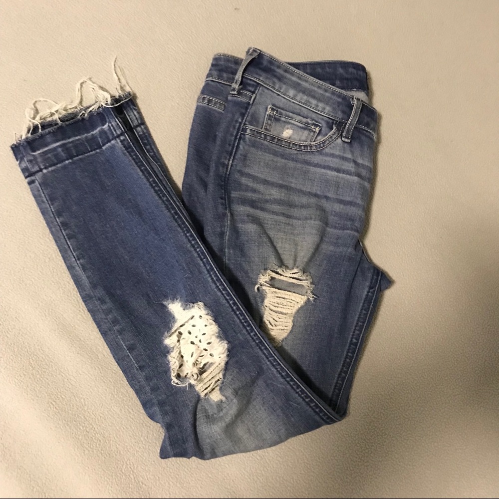 Hollister Capri distressed jeans