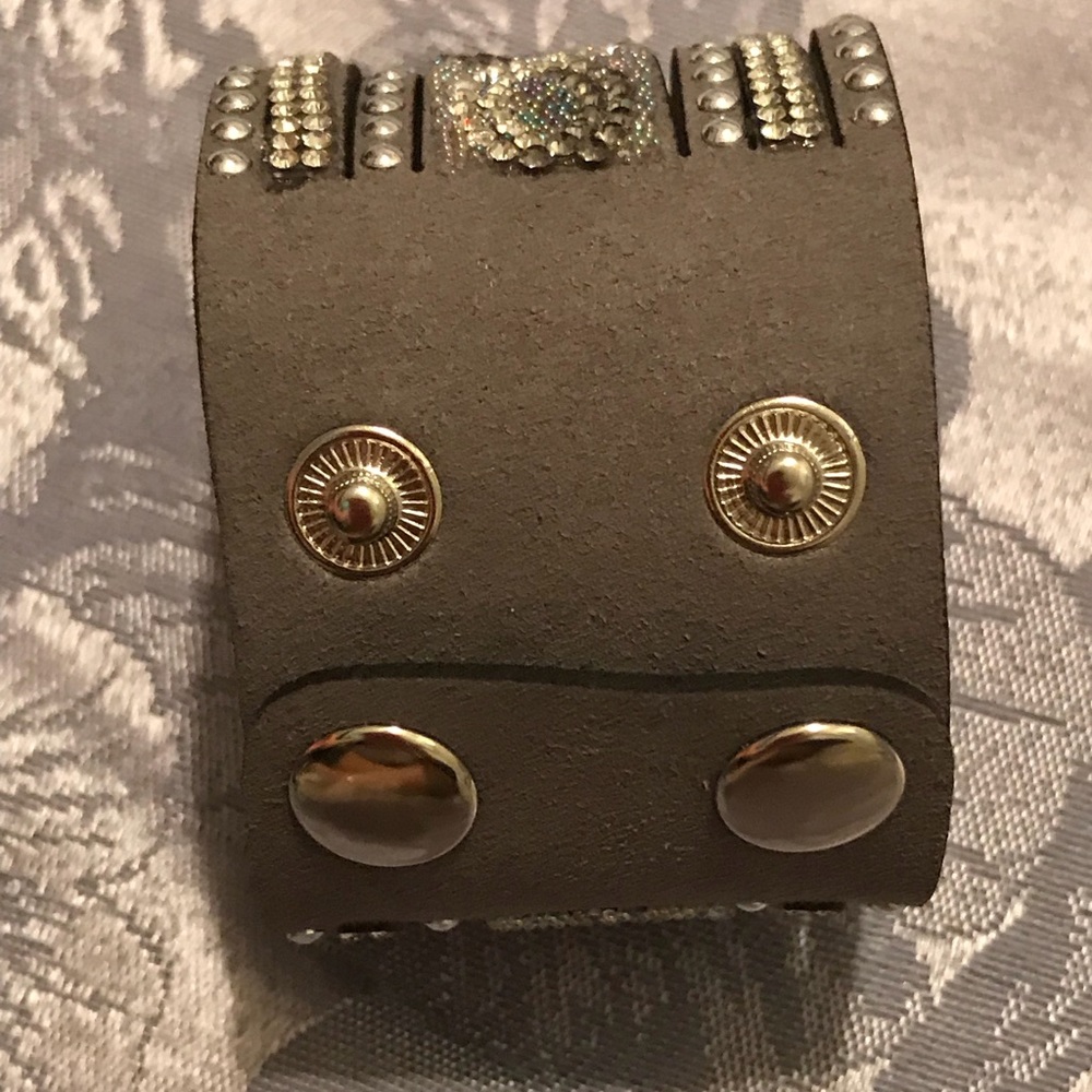 Bracelet - Picture 3 of 3