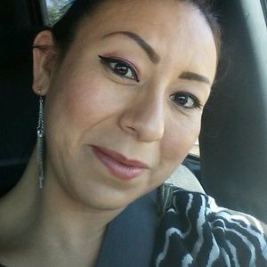 Meet your Posher, Brenda