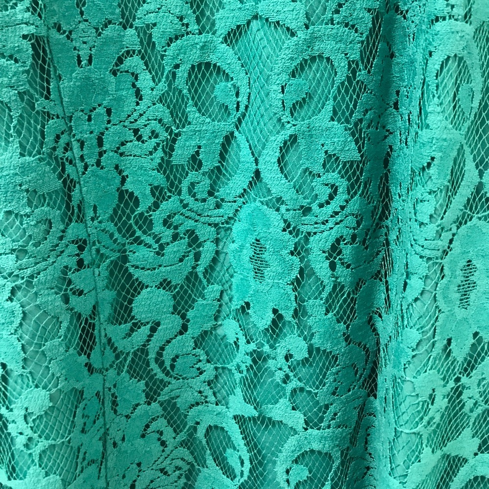 Cute green laced bb Dakota dress - Picture 4 of 5