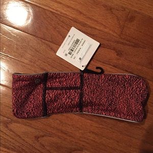 Lululemon ear warmer II BRAND NEW! Lululemon ear warmer II BRAND NEW!