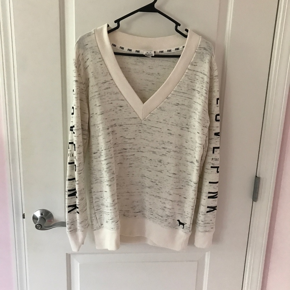 Victoria's Secret PINK v-neck crew