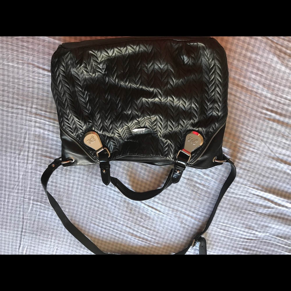 Large shoulder/ cross body bag