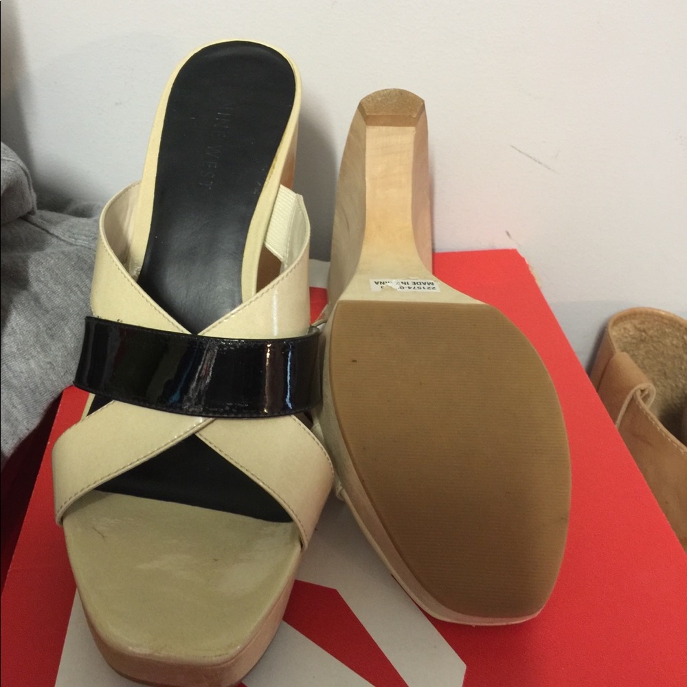 Women’s shoes