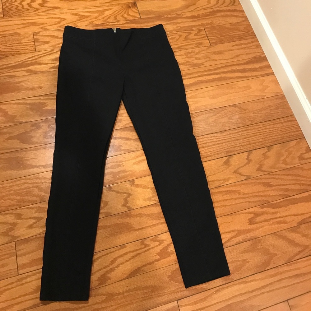 Black leggings