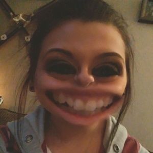 Meet your Posher, Alexus