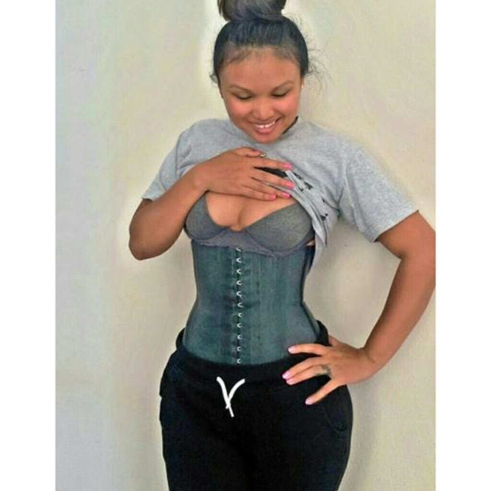 Simply Curvy Girl trainer