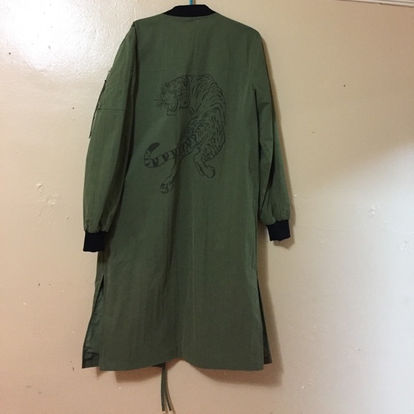 Long men’s bomer style coat - Picture 2 of 2