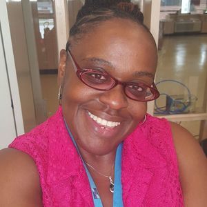 Meet your Posher, Angela