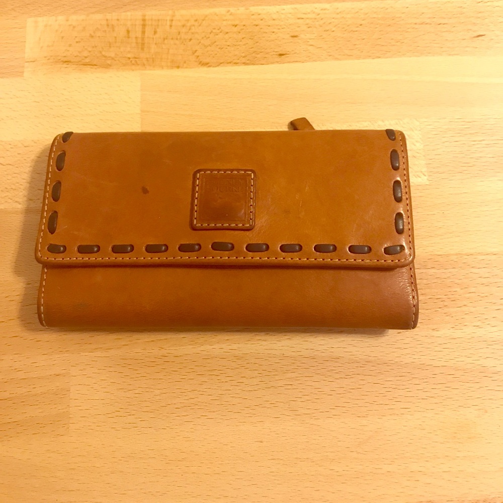 Dooney and Bourke Florentine wallet