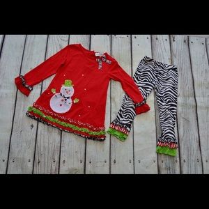 Super cute Snowman top with matching bottoms Super cute Snowman top with matching bottoms