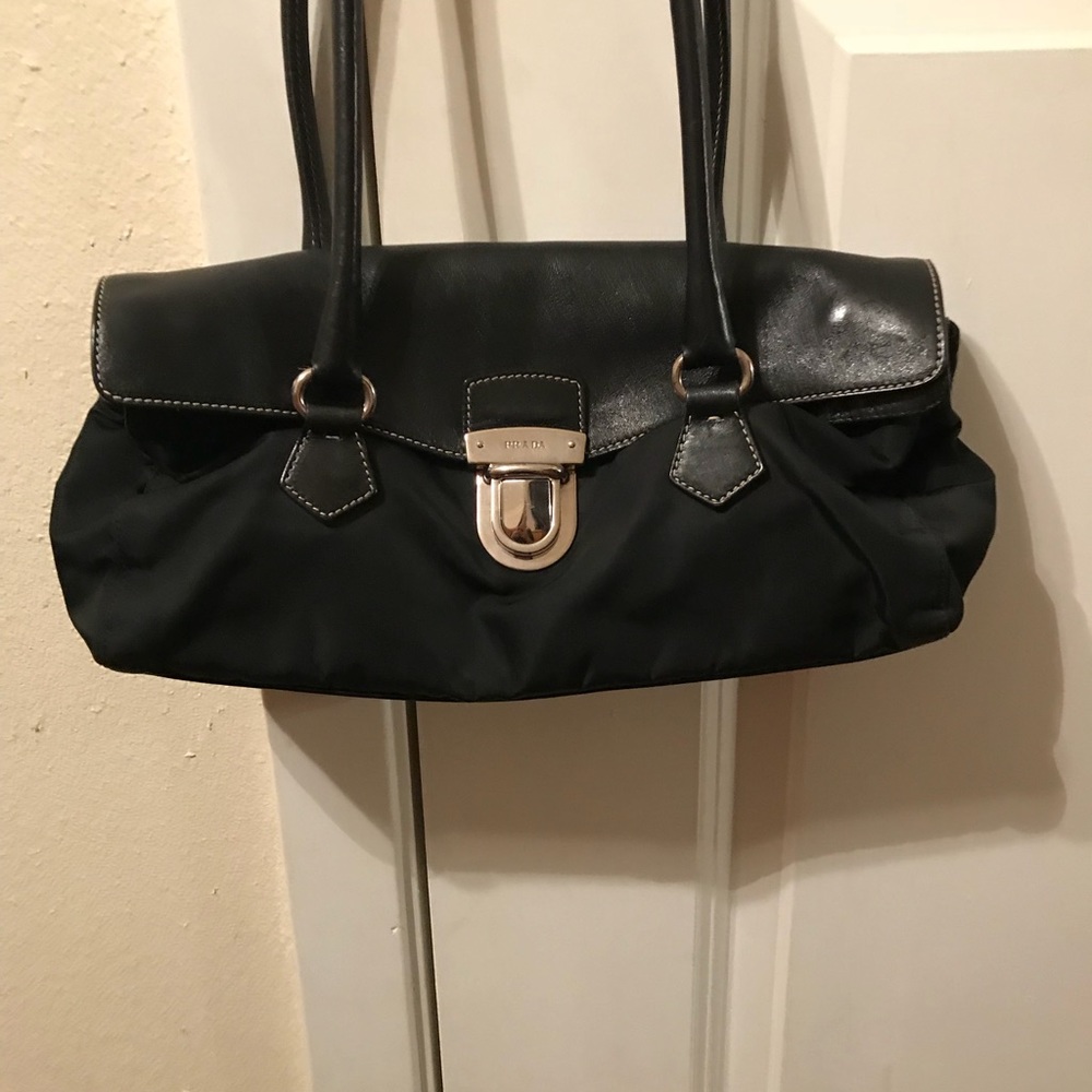 💯 Prada bag