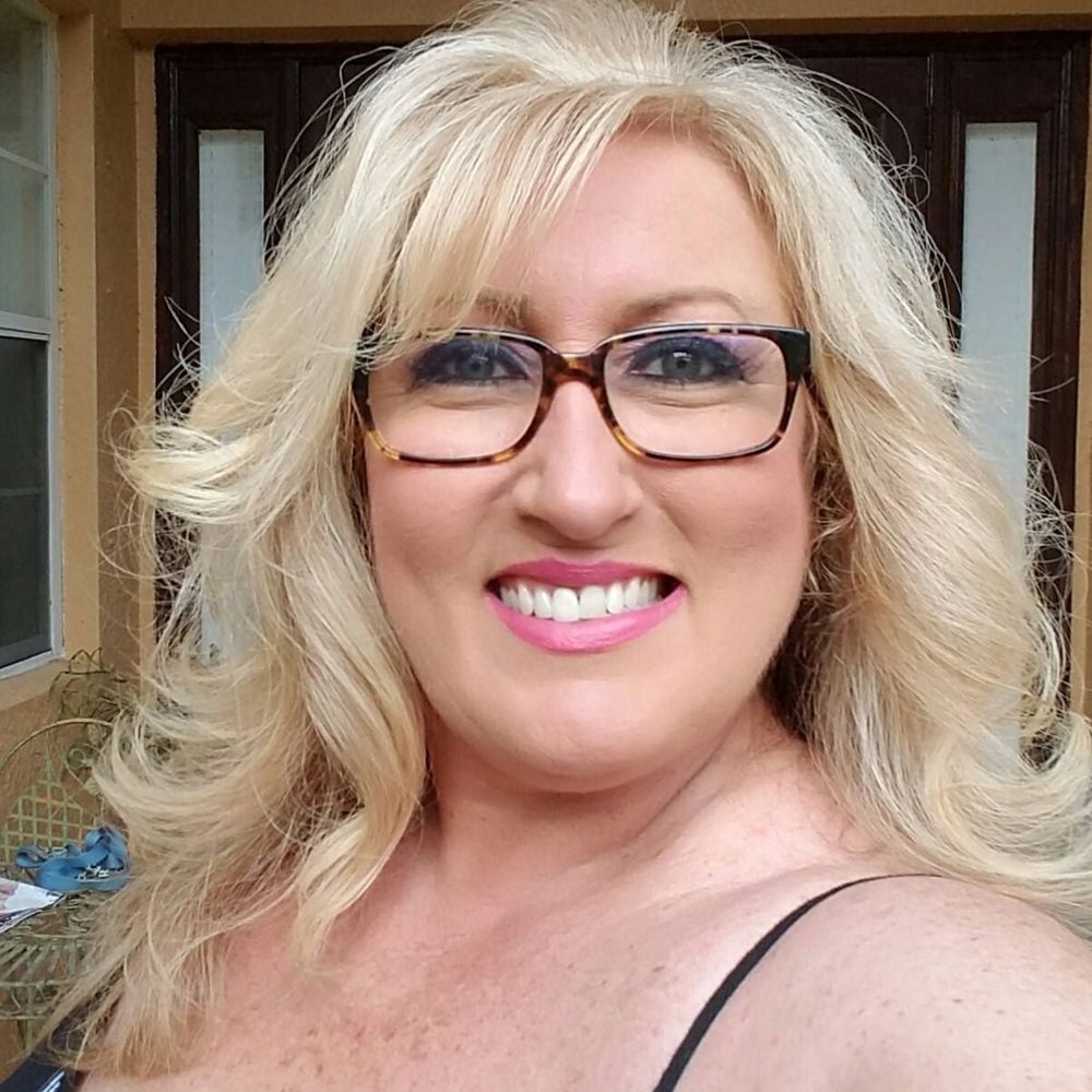 Meet your Posher, Kimberly