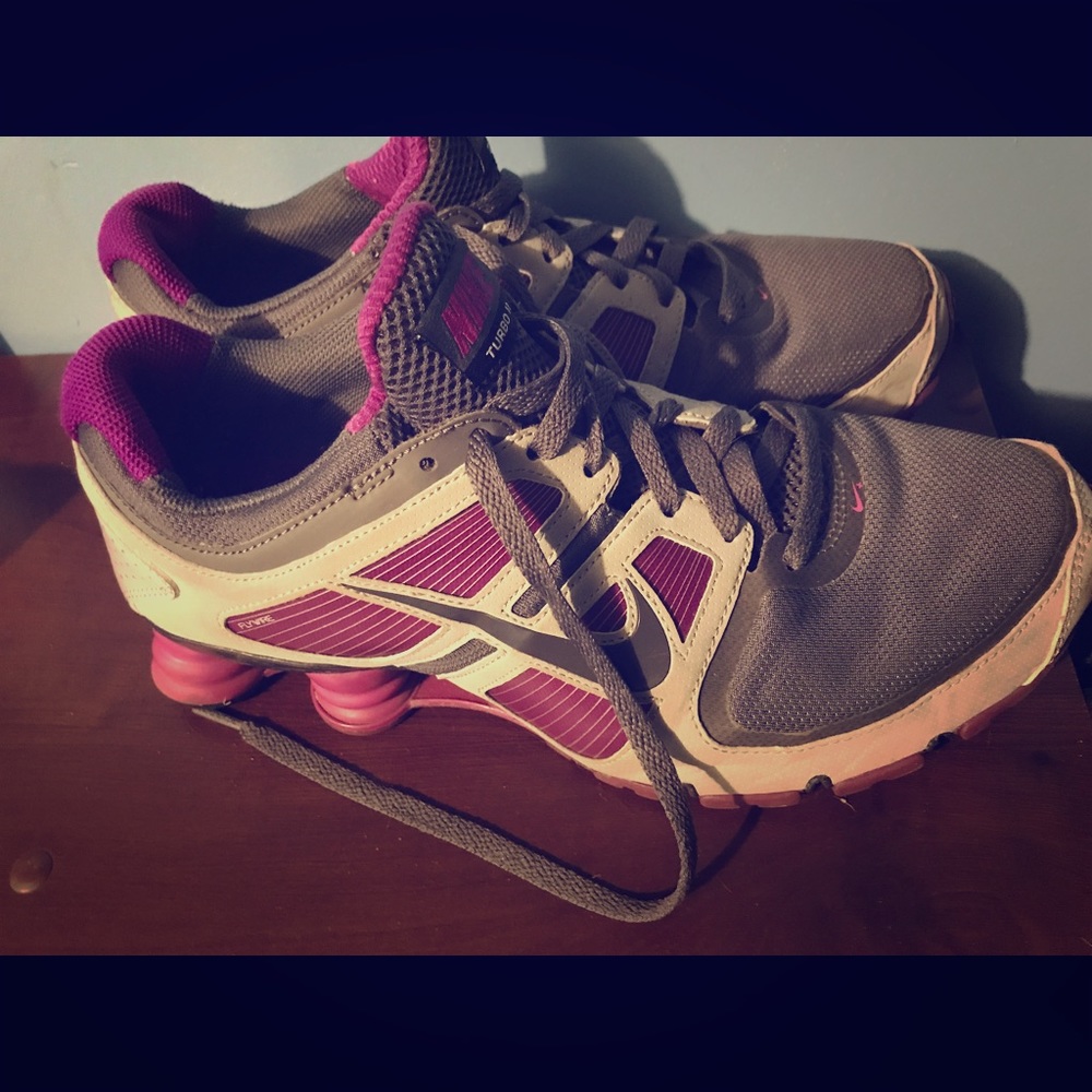 Slightly used Nike shox