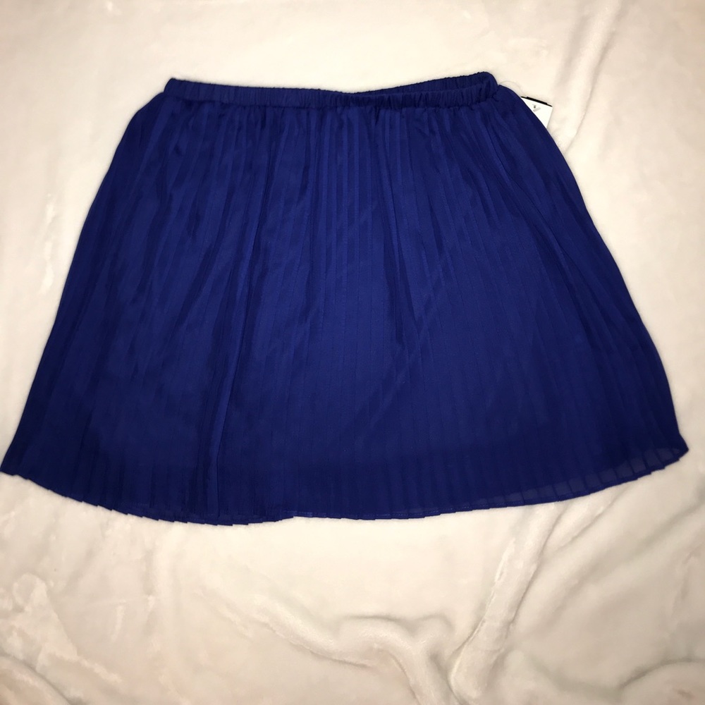 Royal blue pleated fully lined skirt