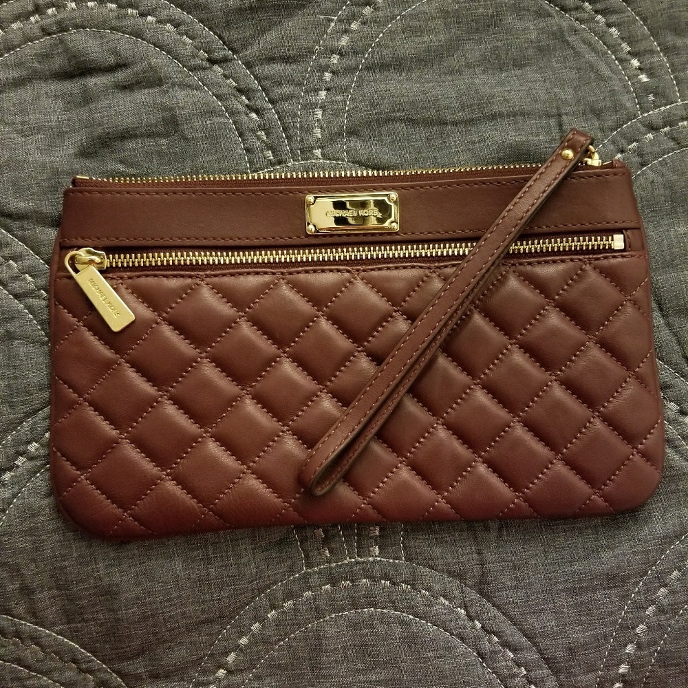 Michael Kors Clutch