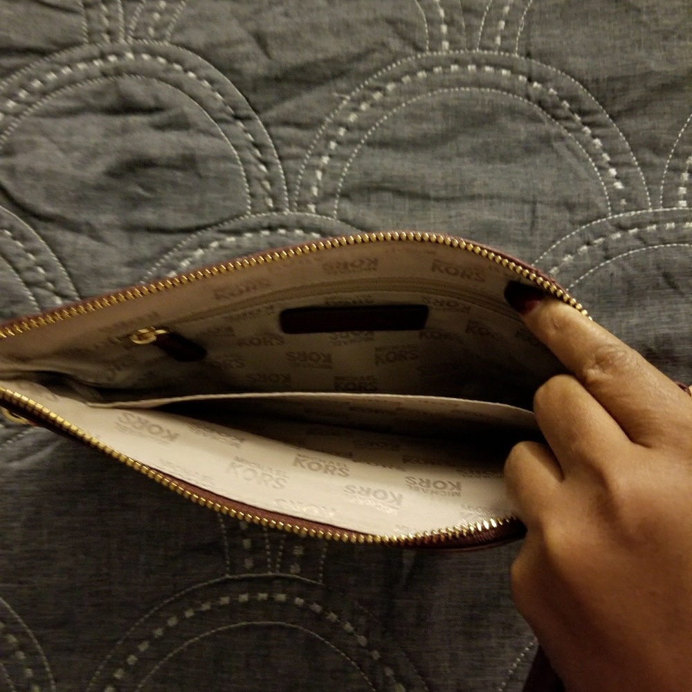 Michael Kors Clutch - Picture 4 of 5