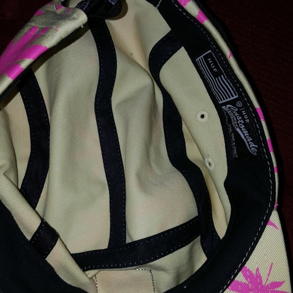 HUF HAT - Picture 5 of 8