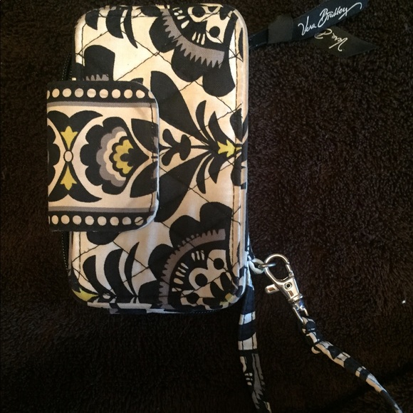 vera bradley phone holder and wristlet - Picture 1 of 3