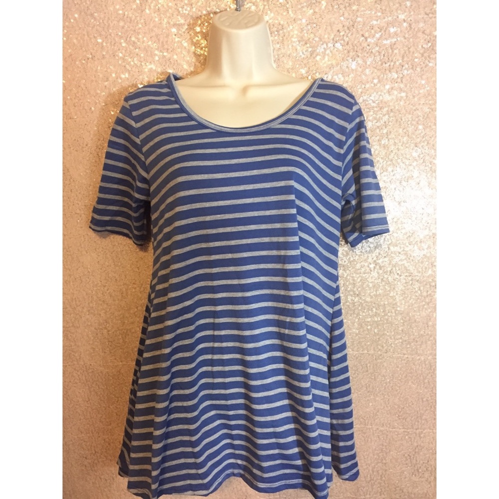 Lularoe perfect t! 💙