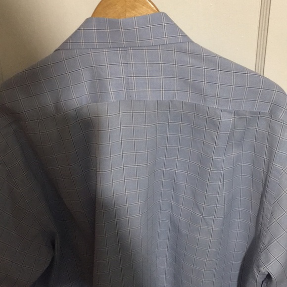 Forsyth of Canada button down - Picture 2 of 2