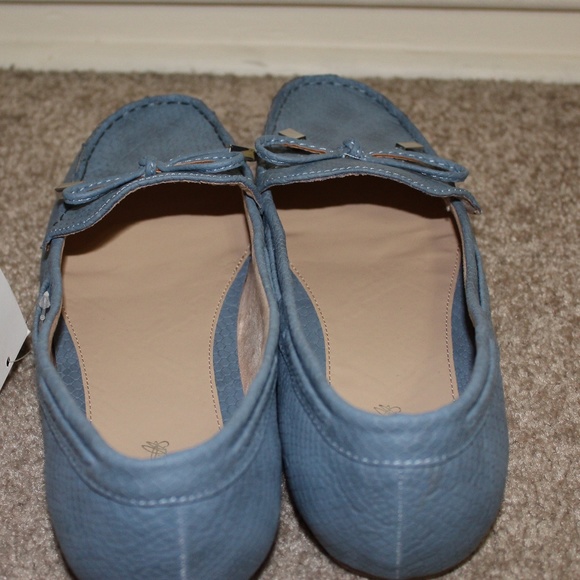 Cute Faux Snakeskin Moccasins - Picture 5 of 6