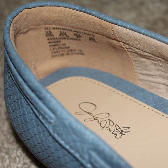 Cute Faux Snakeskin Moccasins - Picture 6 of 6