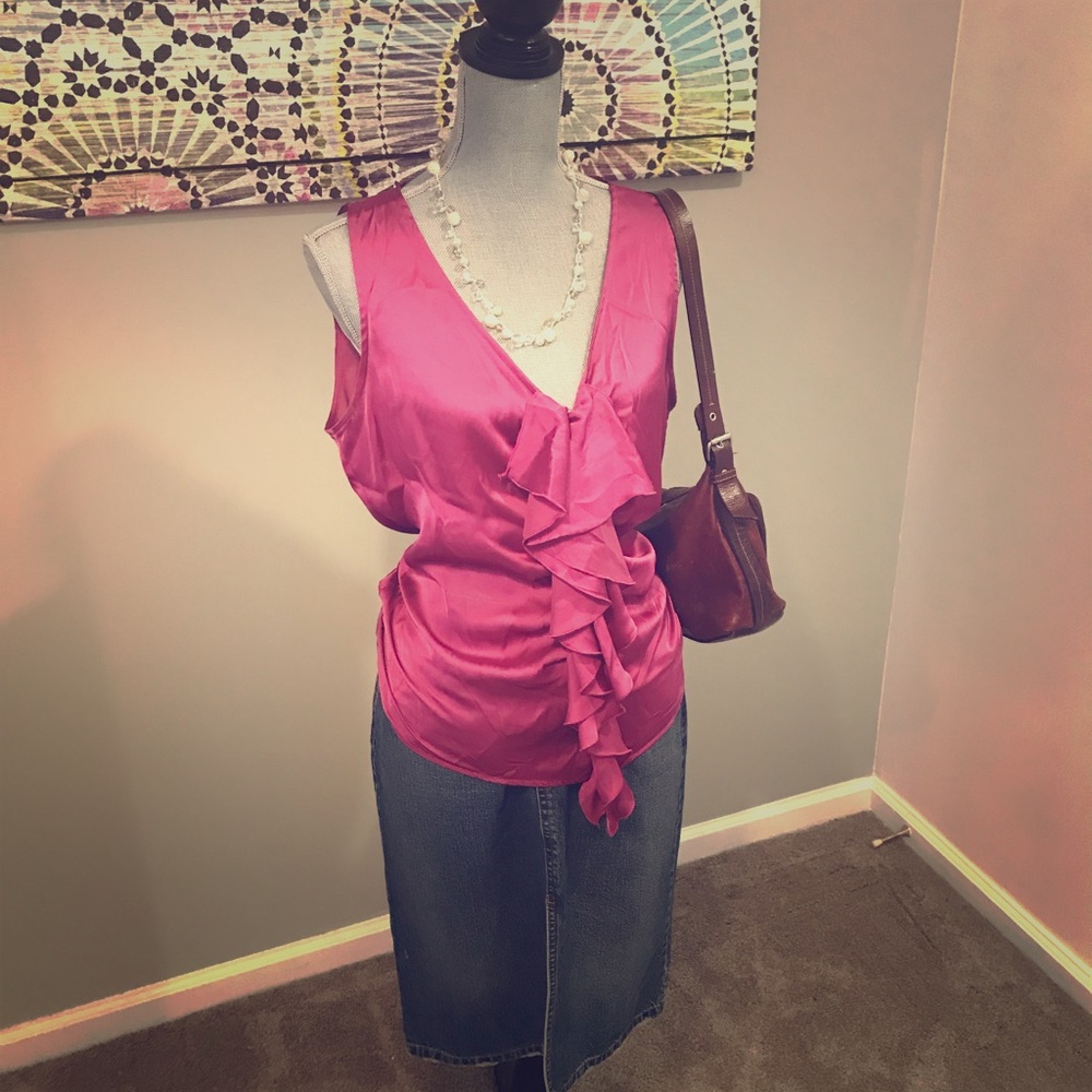 Sunny Leigh Top Fuschia Ruffle Large pink