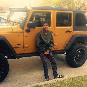 Meet your Posher, Olayinka