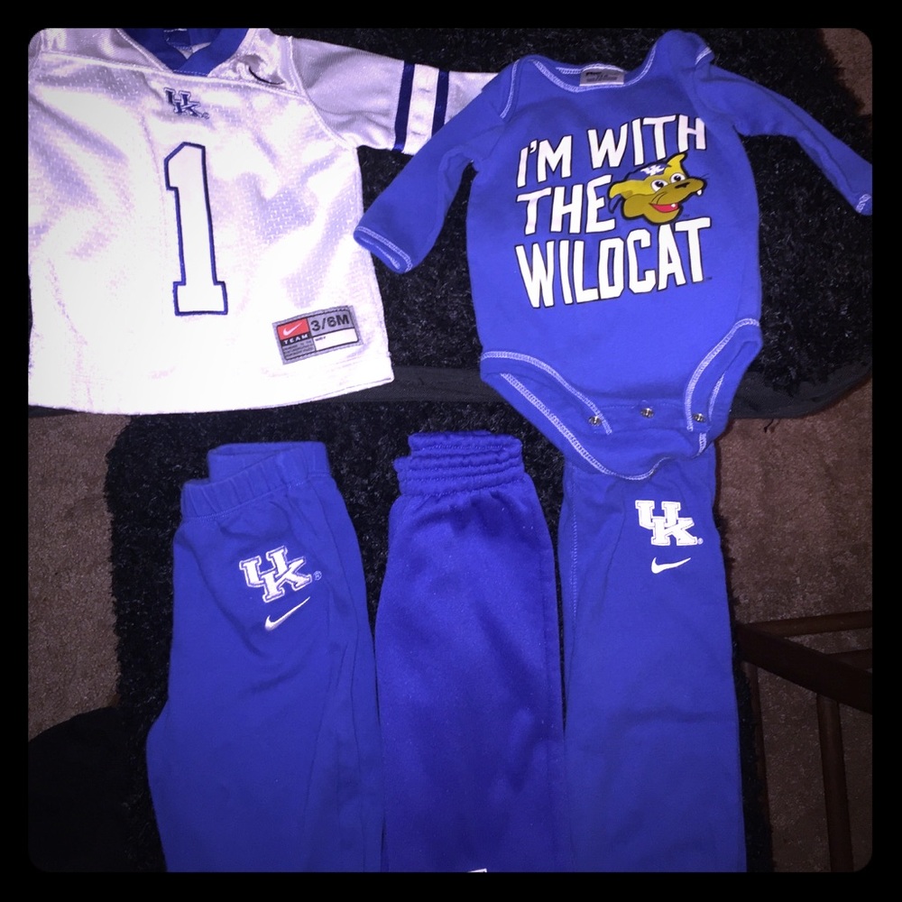 Infant University of Kentucky Gear 🔵🐱