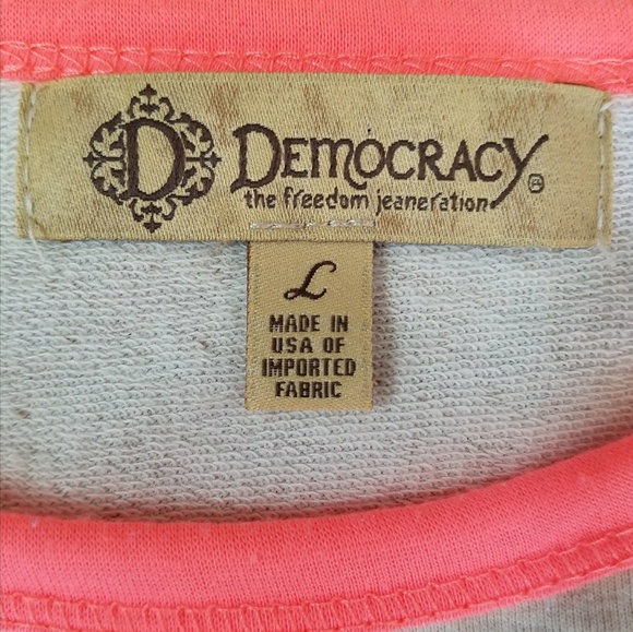 Democracy Sweatshirt Top Large EUC - Picture 5 of 6