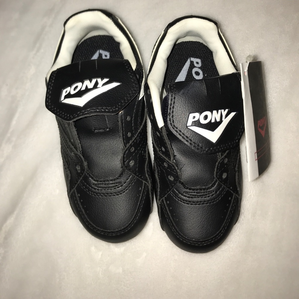 Clean up jr. Pony cleats