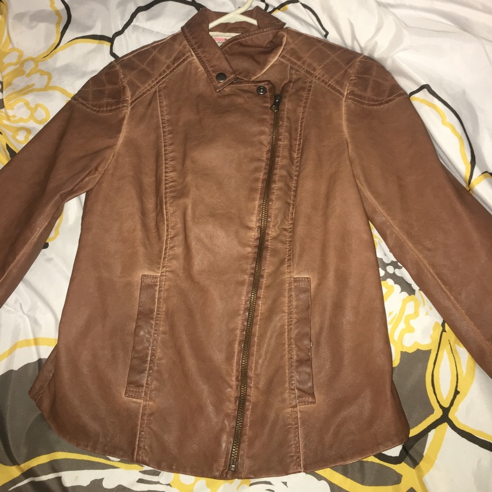 ADORABLE BROWN LEATHER JACKET (ANTHROPOLOGIE)