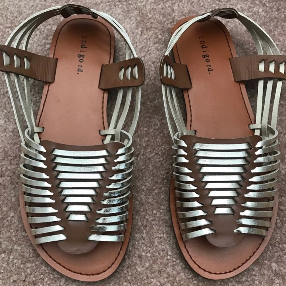 Francesca's Women's Sandals Size 7.5