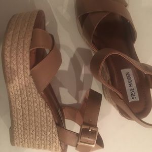 Never worn Tan platform Steve Madden wedges