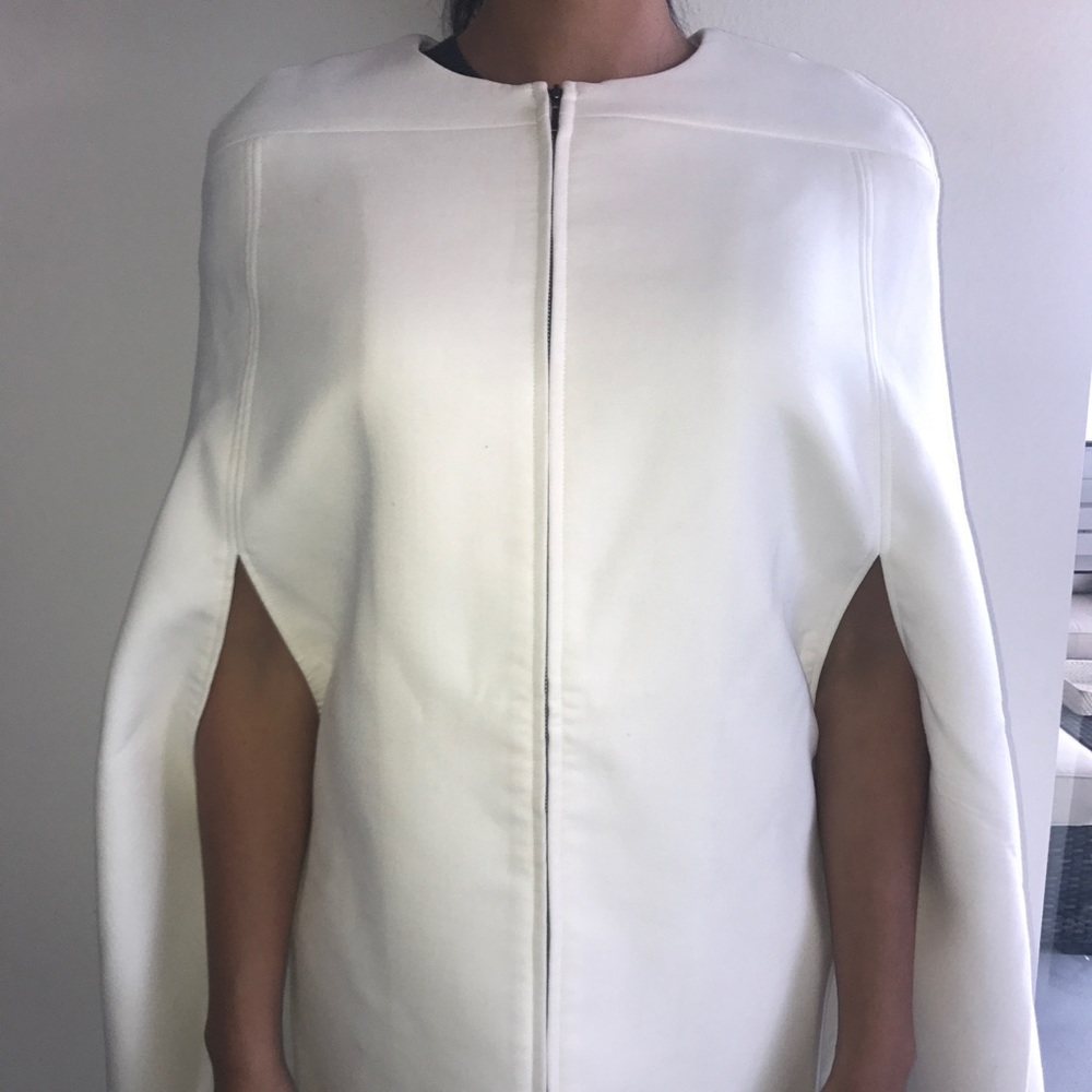 Keepsake White Cape