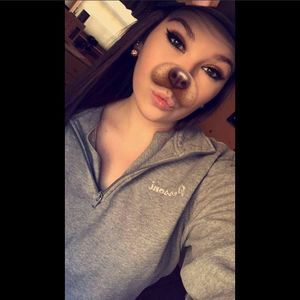 Meet your Posher, Jenna