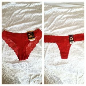 🎁2 Red Lace panties by maidenform