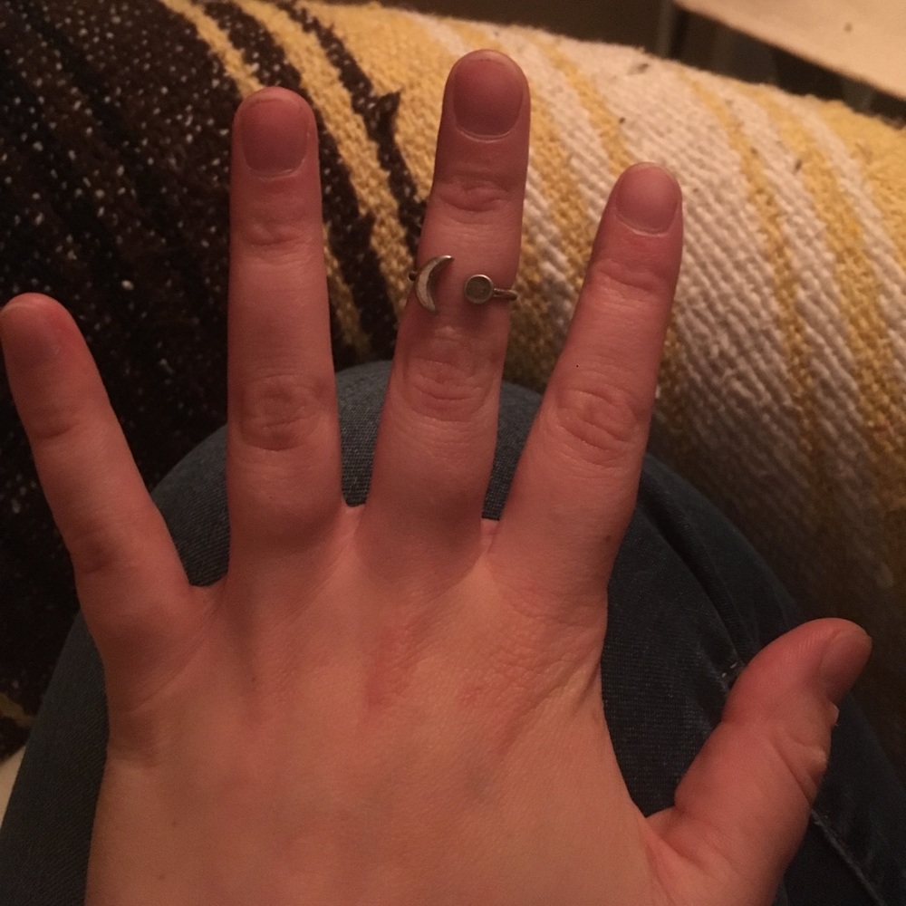 moon midi ring