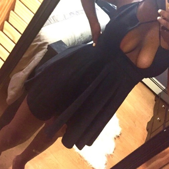 Black skater dress - Picture 4 of 4