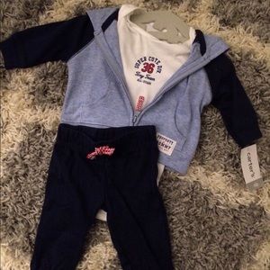 Carter’s NB set