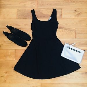 black skater dress